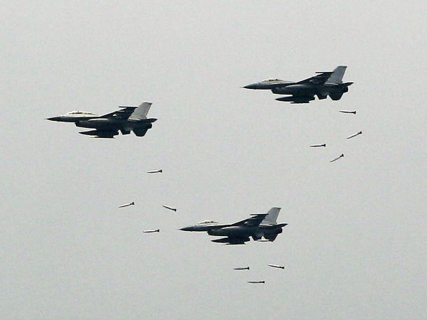 http://newsinfo.inquirer.net/files/2012/06/south-korea-us-military-drill.jpg