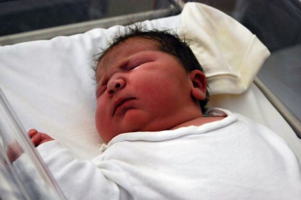 briton-gives-birth-to-biggest-baby-ever-born-naturally-in-spain