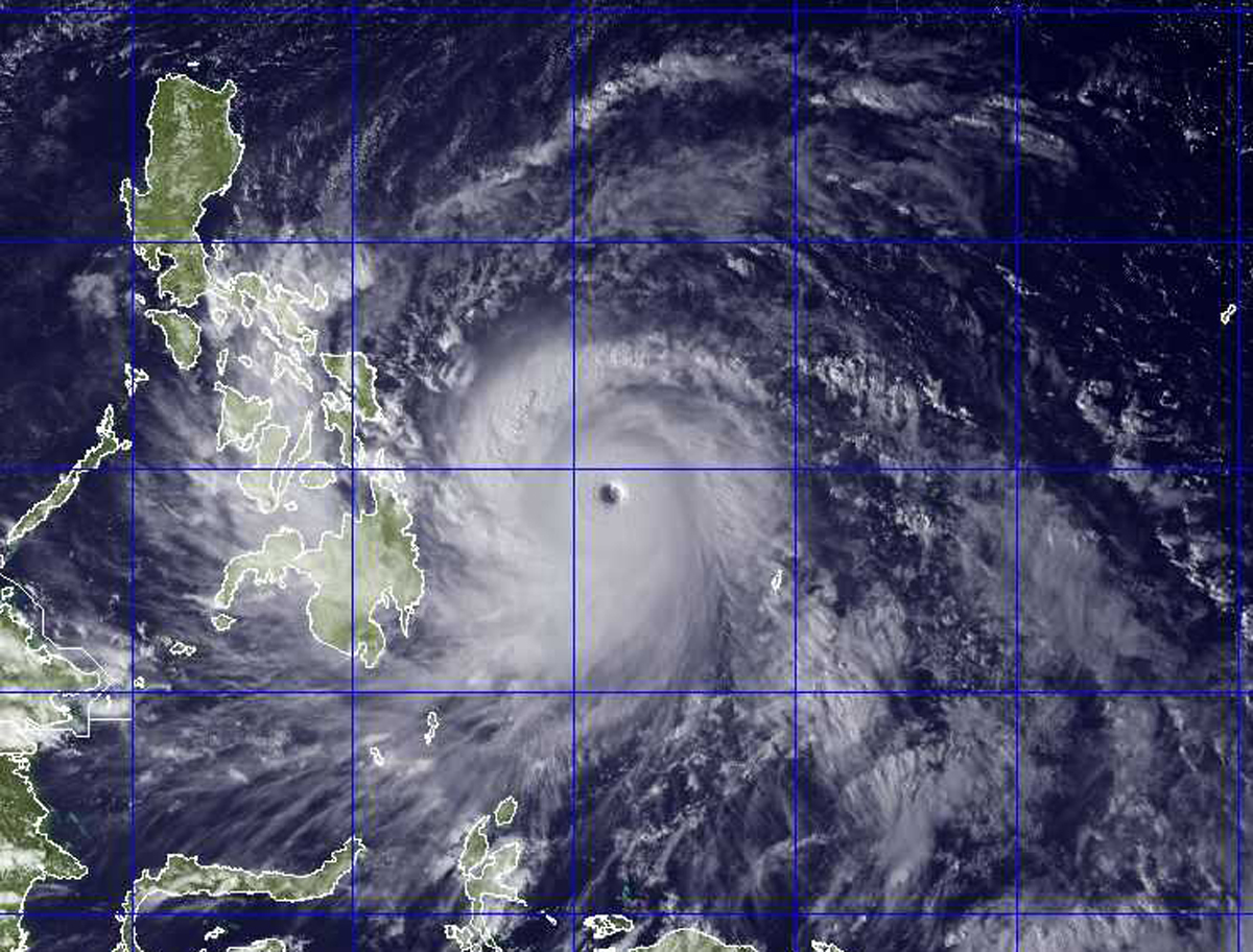 thousands-flee-before-big-typhoon-hits-philippines-inquirer-news