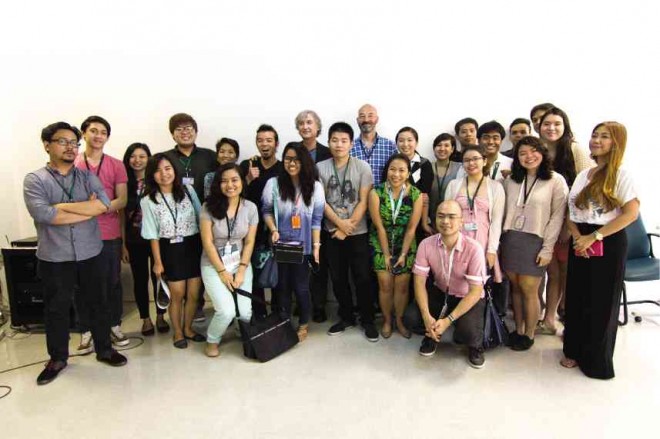 CARTOONISTS Abrera, Plantu, Katzenelson and Cham with the participants of the DLSU master class  Nelissa Chua/Contributor
