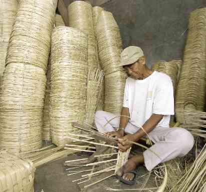 bamboo carlos san craft handicraft furniture industry brings native inquirer steady income residents given source newsinfo