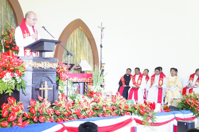Iglesia Filipina Independiente unveils liturgical book in Filipino |  Inquirer News