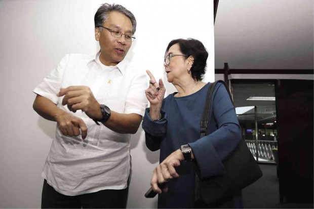 WITH presidential hopeful Mar Roxas during his appearance at the Meet the Inquirer multimedia forum on Nov. 25