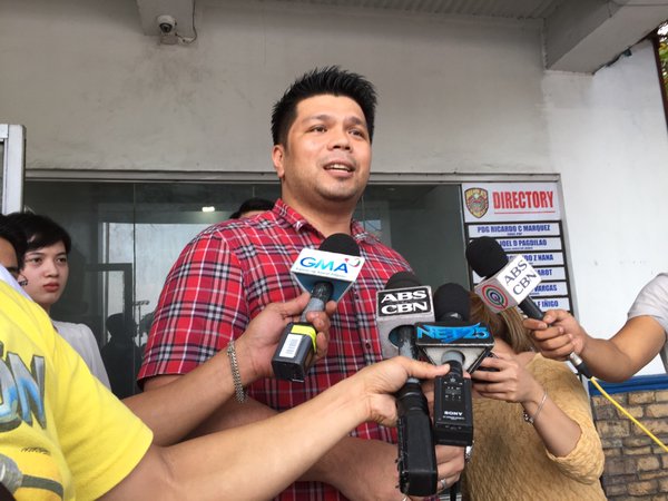 Former Iglesia ni Cristo minister Lowell Menorca answers questions from the media minutes after he was released from detention. AIE BALAGTAS SEE/PHILIPPINE DAILY INQUIRER