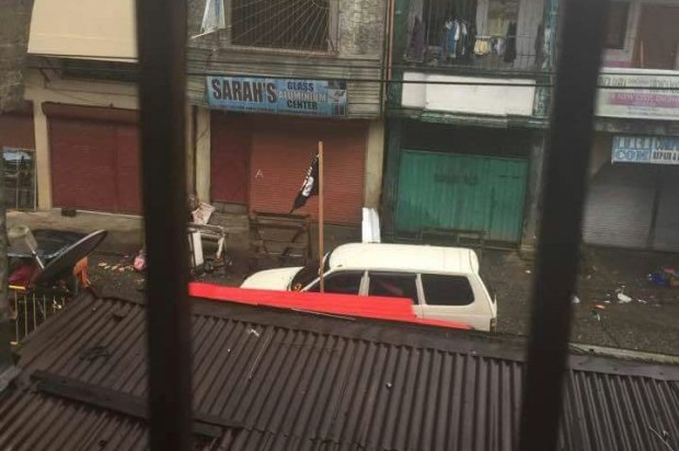 ISIS flag in Marawi