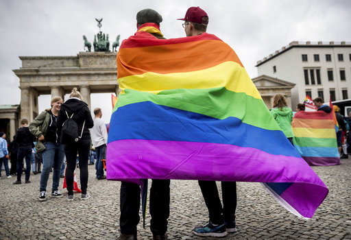 German president apologizes to gays for decades of injustice