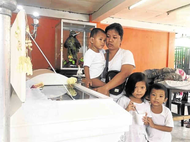 Death in drug war aborts a Father’s Day date for 4 kids