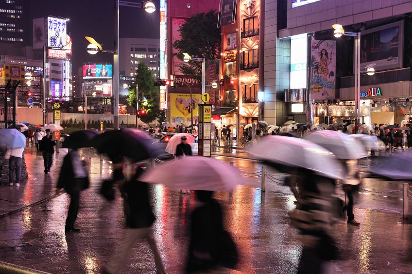 Japanese firm lends out more umbrellas through vending machines