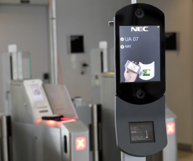 Orlando airport becomes 1st in US to require face scans of passengers