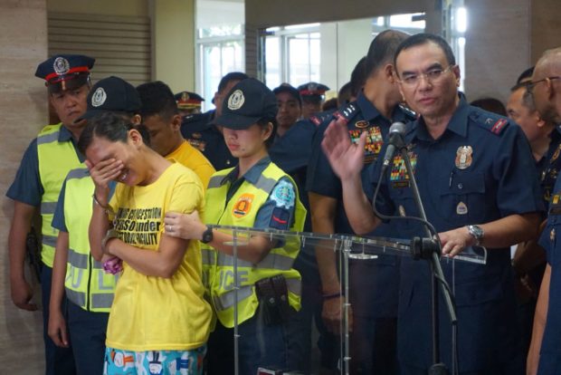Cops catch SAF member in the middle of pot session in Taguig