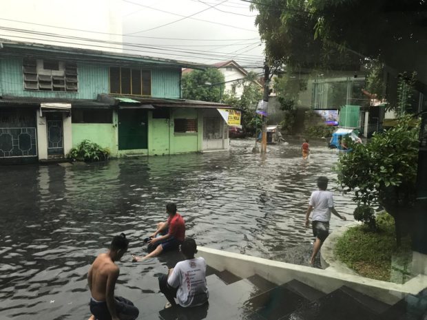 Floodwaters inundate NCR streets due to heavy rain