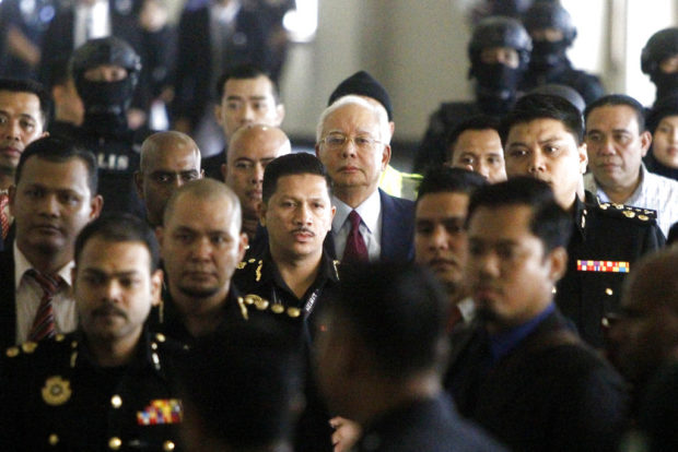 Malaysian court sets bail for ex-Prime Minister Najib Rajak at 1M ringgit