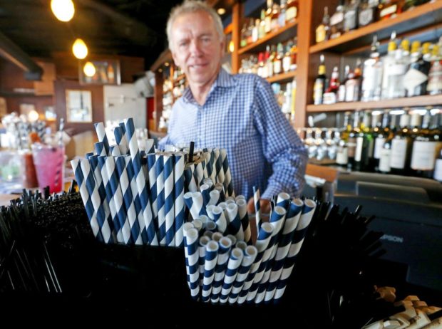 Seattle bans plastic straws, utensils at restaurants, bars
