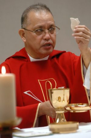 Pinoy priest in Texas disappears amid molestation, theft charges