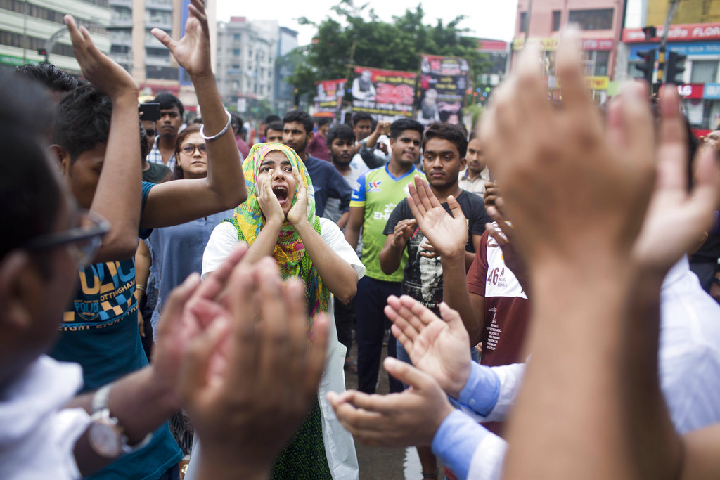 Mass protests over traffic deaths paralyze Dhaka for 5 days