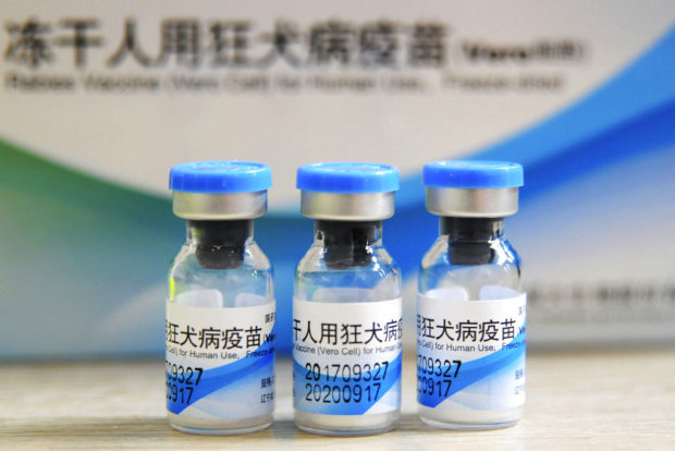 Chinese deputy governors, mayor fired over vaccine scandal