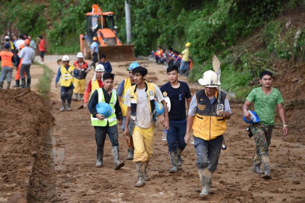 Frantic dig for Philippine victims of typhoon landslide
