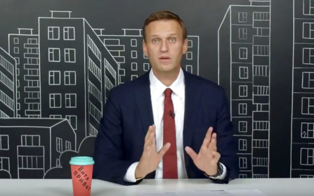 Putin's ex-bodyguard Zolotov challenges Navalny to duel