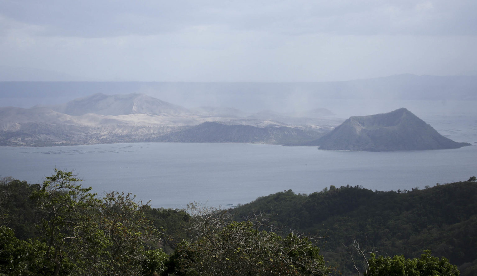 Phivolcs Records Quakes In Taal Volcano In Last Hours Inquirer News