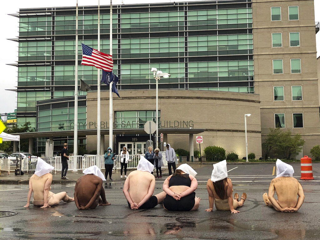 Naked Protesters Demand Action After Daniel Prude S Killing Inquirer News