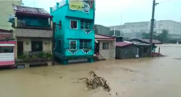 WATCH Houses Near Marikina River Submerged In Flood After Ulysses