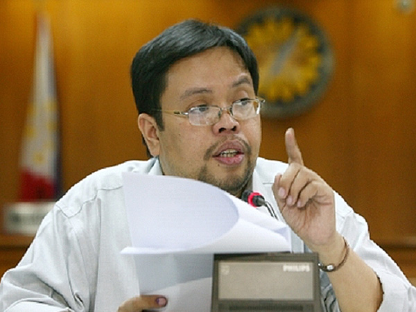 Petition to nix COC of 'impostor' Marcos Jr still pending not denied – Comelec