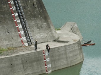 Rain-swollen Binga Dam releases water | Inquirer News