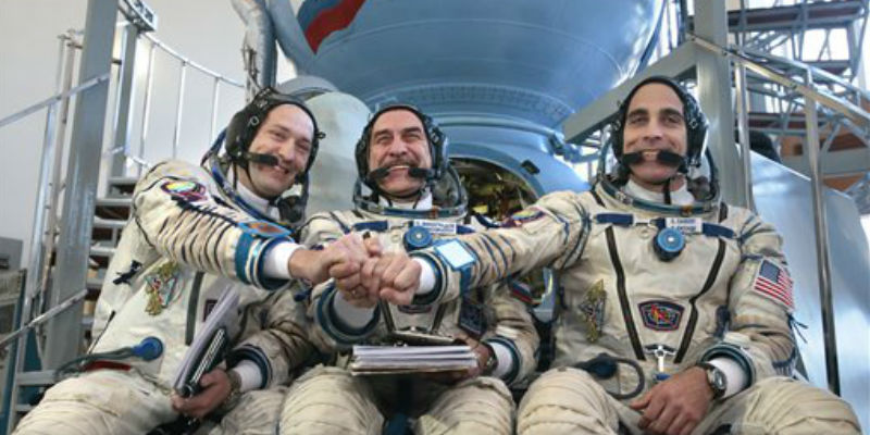 3 astronauts return to Earth from space station | Inquirer News