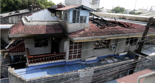 Pasay Fire Workers Padlocked
