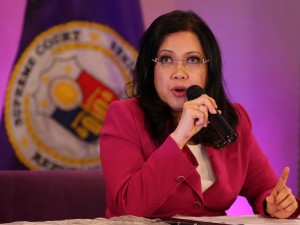 Supreme Court Chief Justice Maria Lourdes Sereno answers media questions during a press conference at the Bayleaf, Intramuros, Manila. RAFFY LERMA