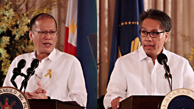 President Benigno Aquino III (left) and Interior Secretary Manuel "Mar" Roxas II. INQUIRER FILE PHOTO