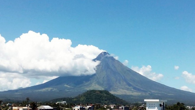 Mayon Volcano. Apple Buemia Llorando/Contributed photo