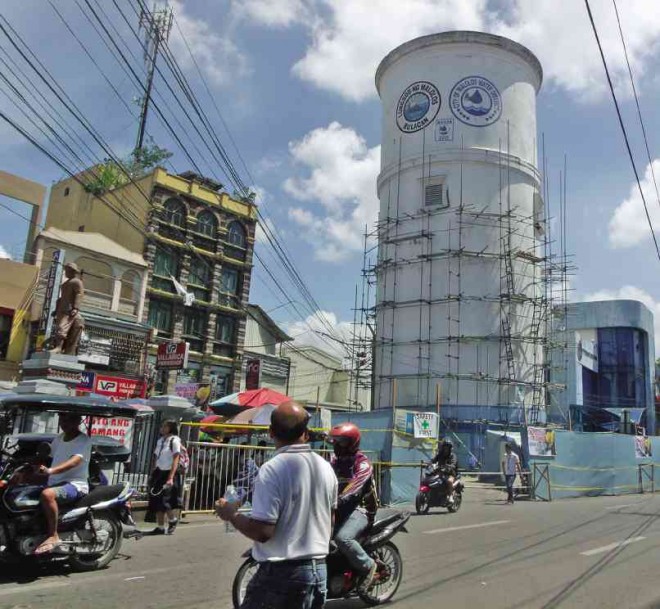 LEGACY The National Museum has stopped the Malolos City government from demolishing this 91-year-old water tower, which local heritage advocates seek to preserve.  CARMELA REYES-ESTROPE/INQUIRER CENTRAL LUZON 