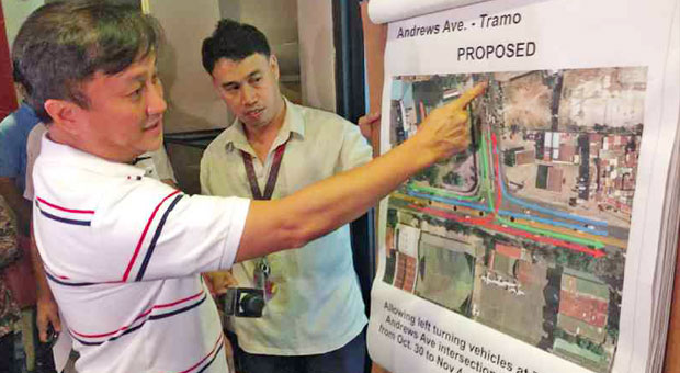 TRAFFIC PLAN  MMDA Chair Francis Tolentino shows the rerouting plan around the Ninoy Aquino International Airport for this weekend.