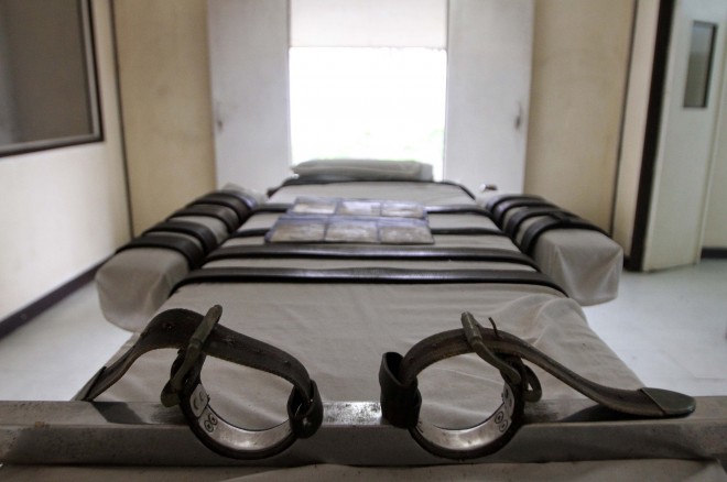 WORLD DAY VS. DEATH PENALTY-NEW BILIBID PRISON/OCTOBER 10, 2014 Bed with thick straps used to hold down a death row prisoner inside the Lethal Injection Chamber in New Bilibid Prison, Muntinlupa City. Convicted rapist Alex Bartolome was the last person to be executed in this manner in the Philippines on January 6, 2000. The World Day Against Death Penalty is commemorated on October 10. INQUIRER PHOTO/LYN RILLON