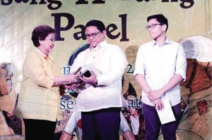 Montelibano (from left)   presents tokens of appreciation to Rivera and Joson