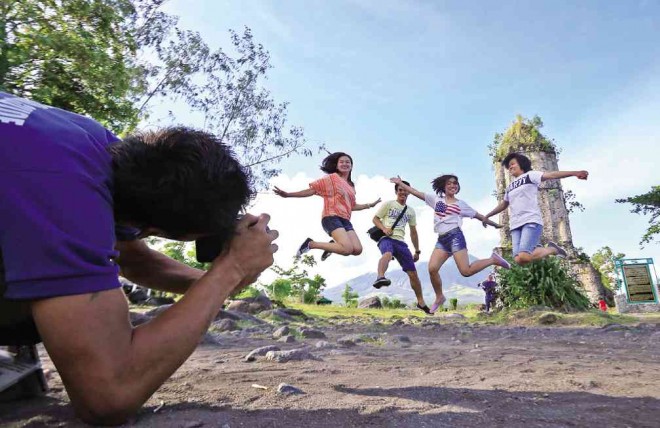 THE CAGSAWA ruins is a favorite tourist spot in Albay. MARK ALVIC ESPLANA/INQUIRER SOUTHERN LUZON 