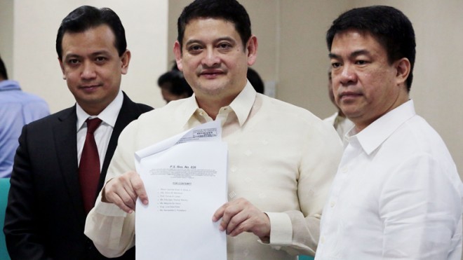 CONTEMPT Senators Antonio Trillanes IV, Teofisto Guingona III and Aquilino Pimentel III show a list of persons, led by Makati Mayor Junjun Binay, being cited for contempt during a Senate blue ribbon committee hearing. GRIG C. MONTEGRANDE