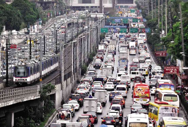 Traffic jam in Edsa. RICHARD A. REYES/FILE PHOTO
