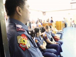POLICEMEN guard the venue of the preliminary investigation on the Grand Alliance of Business Leaders Association Inc. Lucena scam. DELFIN T. MALLARI JR./INQUIRER SOUTHERN LUZON