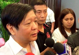 Sen. Bongbong Marcos speaks to the media after the weekly Kapihan sa Diamond Hotel on Monday. Aries Hegina/INQUIRER.net