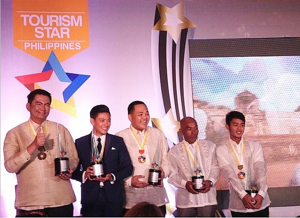 Awarded last night at the Fairmont Hotel were (L-R) Albay Governor Joey Salceda for the Local Chief Executive category, Biyahe ni Drew TV host and blogger Anton Diaz of for the Media category, and dive master Bobby Adrao and local tour guide Andoy Dalimag for the Individual category. Screengrab from Tourism Stars Instagram account