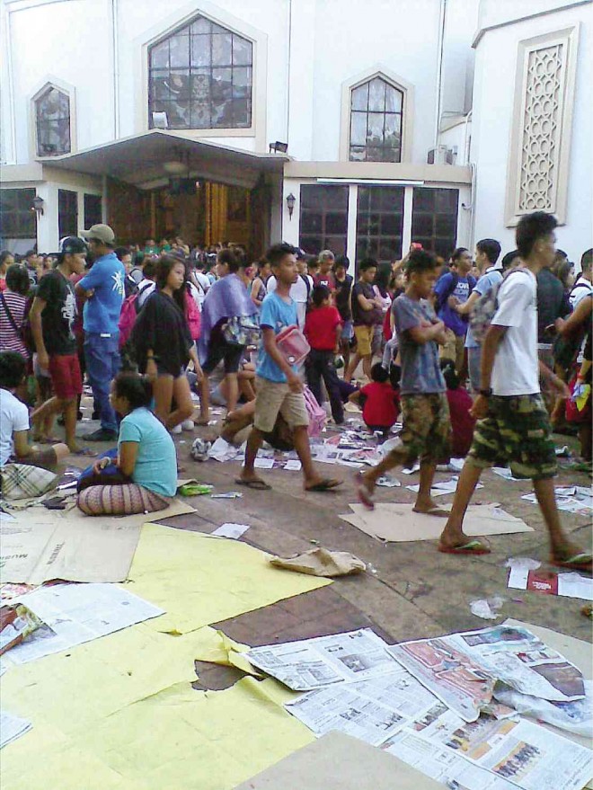 LITTERBUGS IN LENT. The Holy Week tradition known as “Alay-Lakad,” a Catholic pilgrimage on foot to the Antipolo Cathedral, has again ended up as a big mess along the route and at the churchyard despite appeals from the local government and environmental advocates.  PHOTOS COURTESY OF ECOWASTE COALITION
