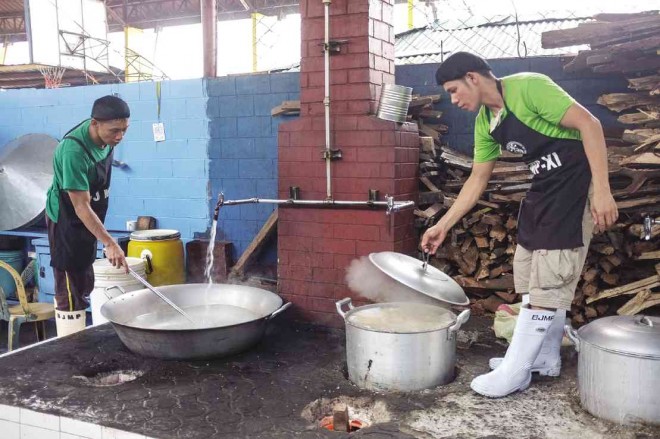 INMATES tasked with cooking food for 2,000 detainees at the Davao City Jail now use a solar water-heating system, which reduces cooking time by 20 to 30 minutes. KARLOS MANLUPIG 