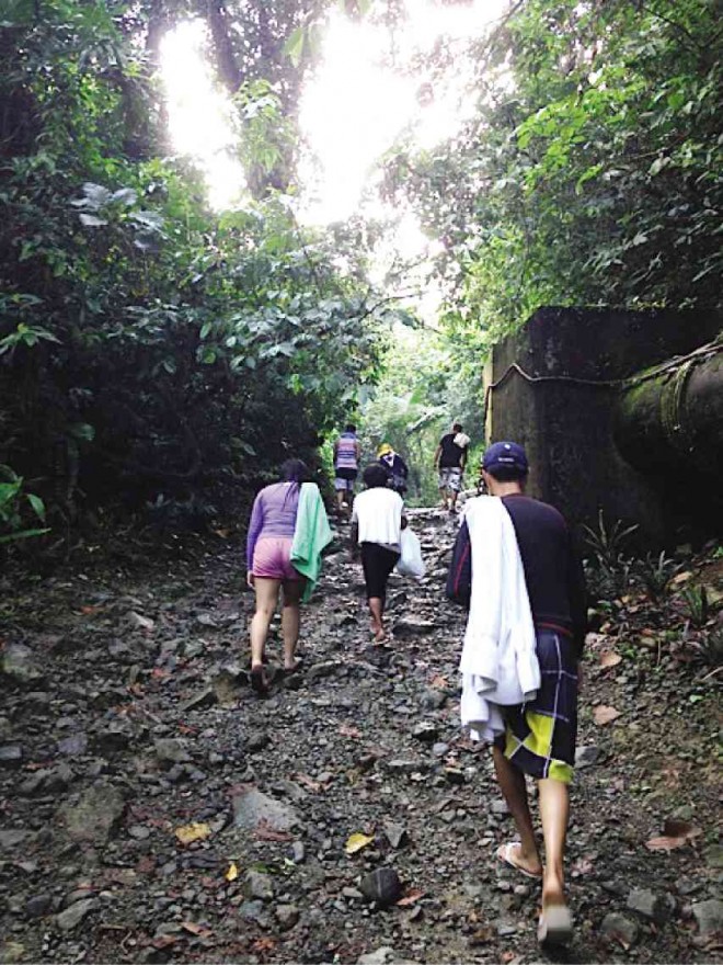 THE TRAIL going up the waterfalls   TONETTE  OREJAS/INQUIRER CENTRAL LUZON 