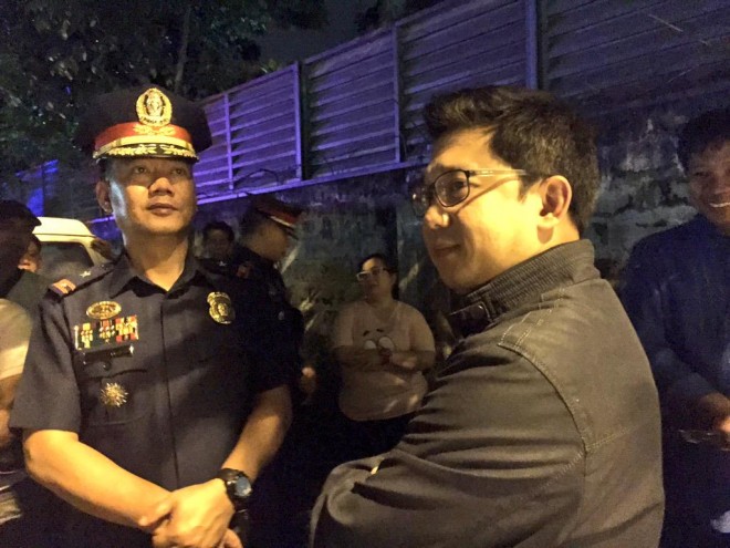 Quezon City Mayor Herbert Bautista arrived after the police left, saying Executive Secretary Paquito Ochoa asked him to monitor the situation.