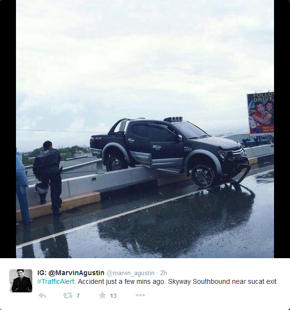 Actor Marvin Agustin on Wednesday shared photos of the Skyway accident on his Twitter account. "#TrafficAlert: Accident just a few mins ago. Skyway Southbound near sucat exit," he said./ CONTRIBUTED PHOTO