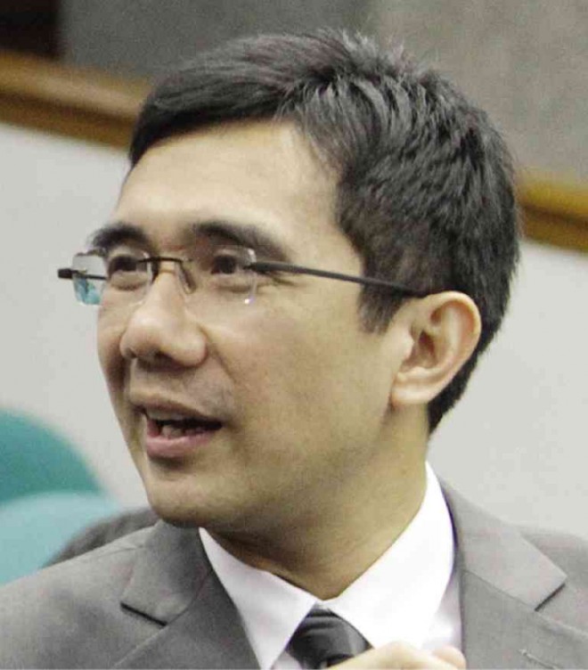 Iloilo's former congressman Tupas vows aid for college students