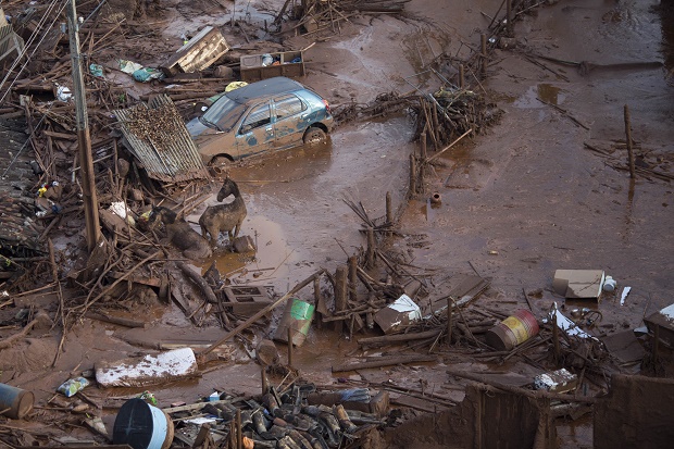 Pictures Of The Week Photo Gallery Brazil Dam Bursts