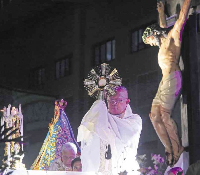 CEBU ARCHBISHOP Jose Palma celebrates Mass at the newly-built Cebu Pavilion which would serve as a venue of the International Eucharistic Congress. LITO TECSON / CEBU DAILY NEWS